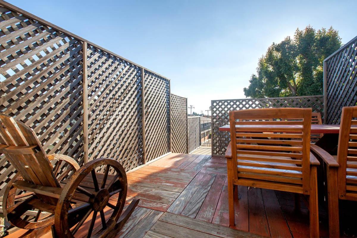 Alameda 3Br Unique Victorian Penthouse With Deck And Outdoor Furniture, Ac, 3 Blocks To Beach & Shopping Center & 2 Free Parking Spaces 외부 사진